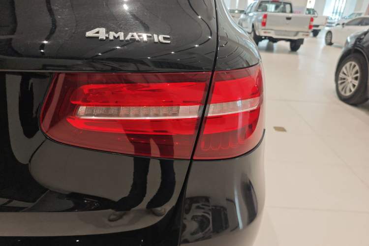 Used Mercedes-Benz GLC 2018 Facelift GLC 200 4MATIC