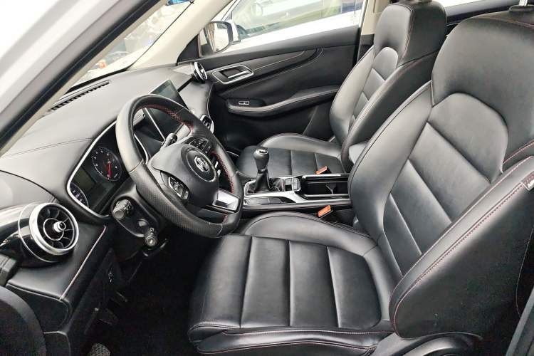 Used MG HS 2018 20T Manual Two-Wheel Drive Hormone-Driven Edition China V Standard