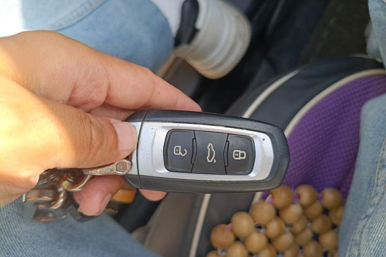 Used Geely Auto Emgrand 2017 Hatchback RS Million Edition 1.5L Manual Upward Version
