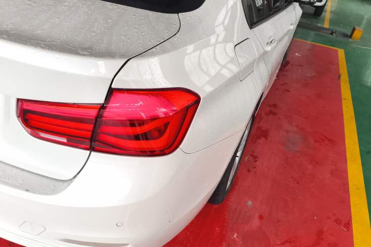 Used BMW 3 Series 2018 318i Right Rear Taillight