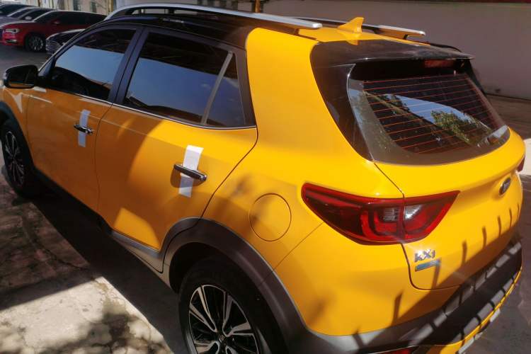 Used Kia kx1 Stonic 2019 1.4L Automatic Sport Edition China VI Rear Left 45 Deg