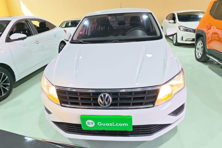 Used Volkswagen Jetta 2017 1.4L Manual Fashion Edition