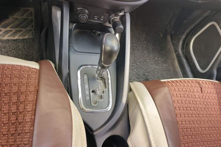 Used CHANGAN CS35 2016 1.6L Automatic Luxury Model China IV Standard
