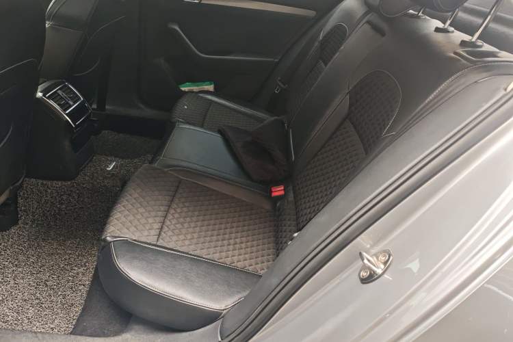 Used Skoda Superb 2016 TSI330 DSG Innovation Edition
