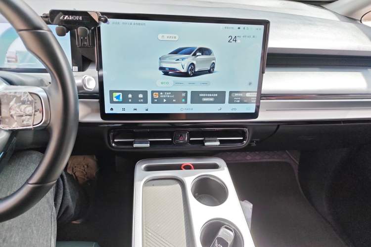 Used AION Y 2023 Plus 510 Smart Edition Audio And AC Panel