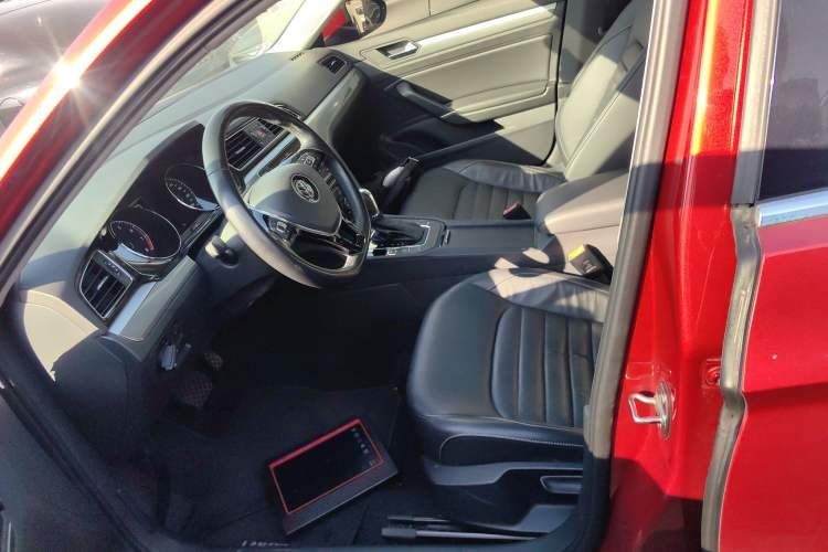 Used Volkswagen Lamando 2018 280TSI DSG Comfort Edition
