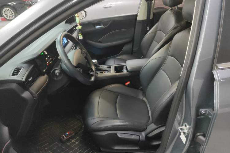 Used Roewe i5 2023 1.5L CVT Luxury Edition