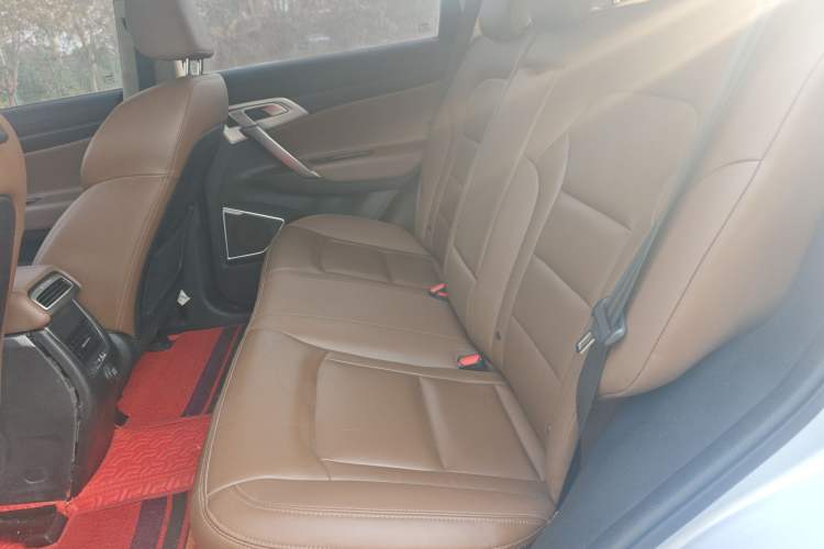 Used Geely Auto Emgrand X7 Sport 2016 1.8TD Automatic ZhiZun Version
