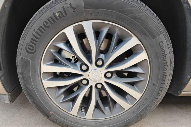 Used Buick GL8 2023 ES Lu Zun Deluxe Model Exterior 4