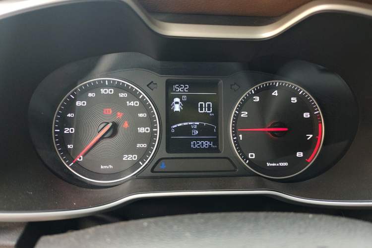 Used MG ZS 2017 1.5L Manual Deluxe Internet Edition