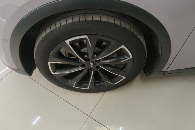 Used ONVO L60 2024 60 kWh Rear-Drive Version
