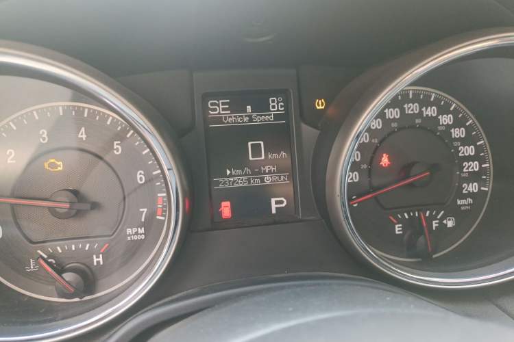 Used Jeep Grand Cherokee 2011 Revised Version 3.6L Comfort Edition
