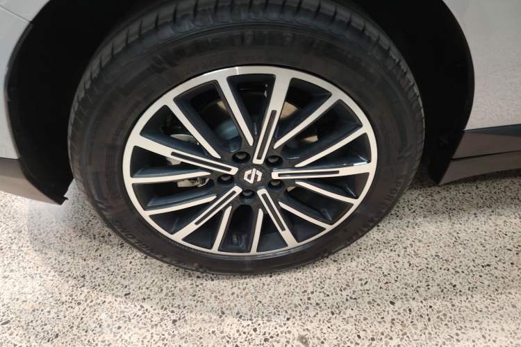 Used Leapmotor B10 2025 510 LiDAR Version Exterior 3