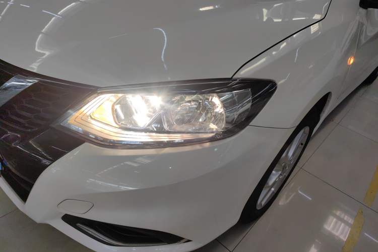 Used Nissan Tiida 2021 1.6L CVT Cool Edition