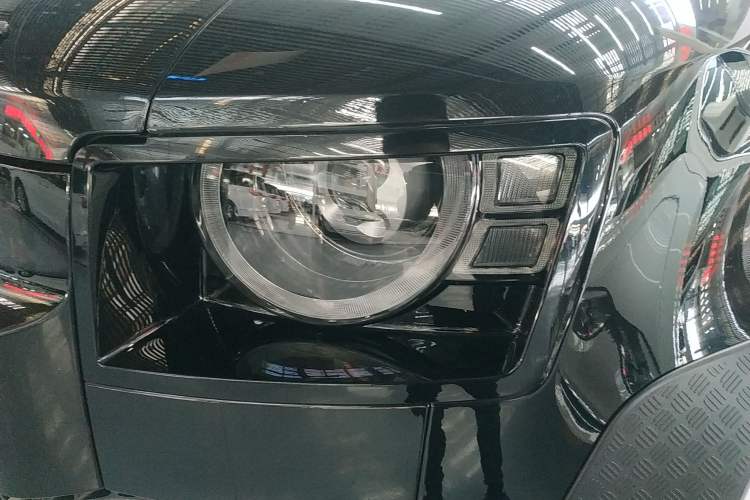 Used Land Rover Defender 2024 110 3.0T P400 Dark Edition
