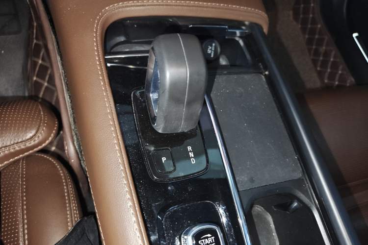 Used Volvo V90 2022 Cross Country B5 AWD Prestige Edition