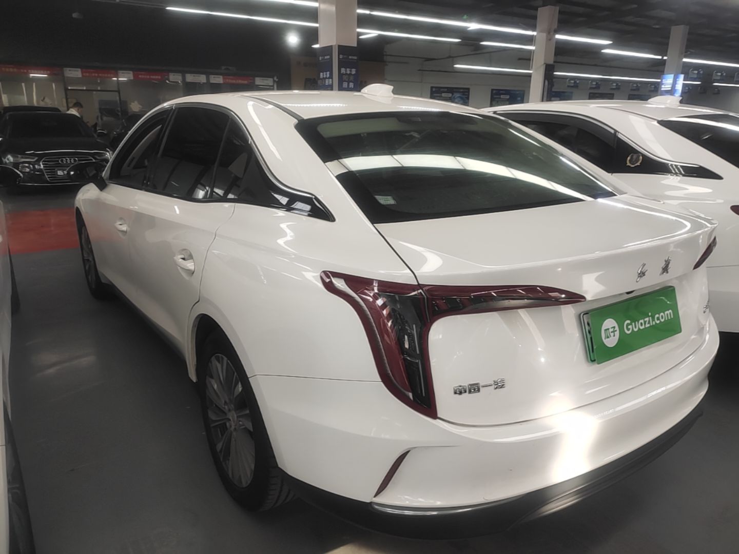 Hongqi E-QM5 2024 450km Range Commuter Version — снимка 4