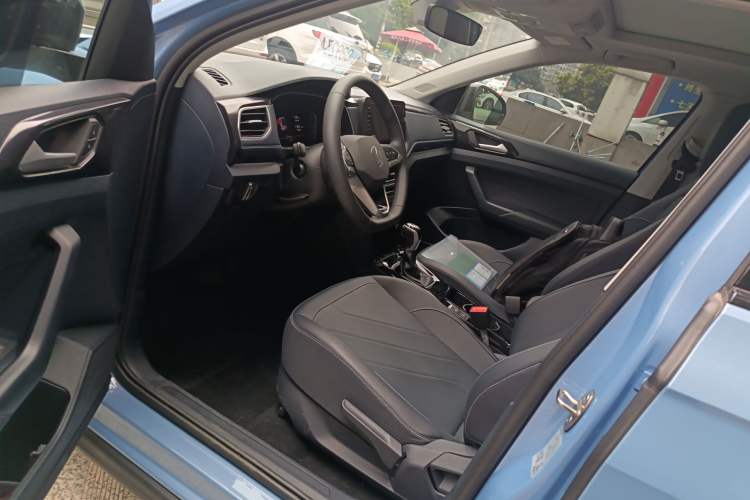 Used Volkswagen Tharu 2025 NewRui 300TSI Prestige Edition