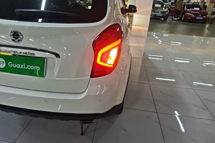 Used SsangYong Korando 2014 2.0L Gasoline Two-Wheel Drive Automatic Elite Navigation Edition