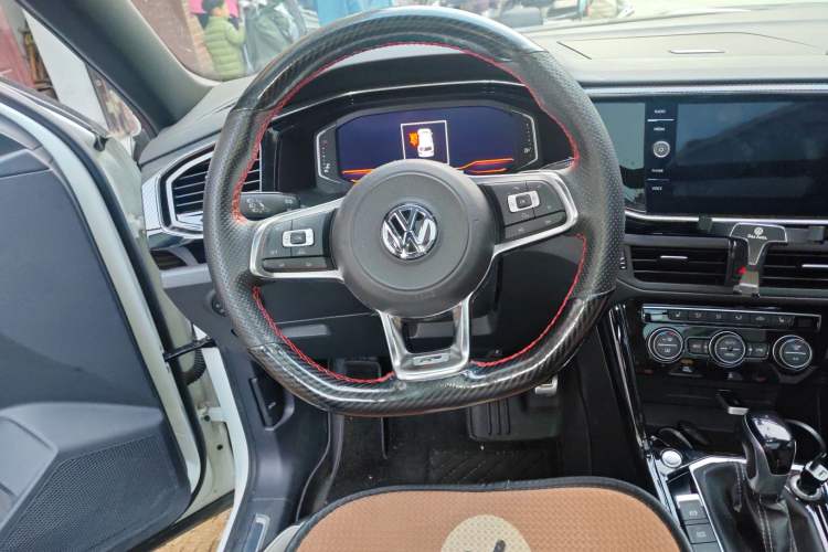 Used Volkswagen Tayron 2019 380TSI Four-Wheel Drive R-Line China VI-standard
