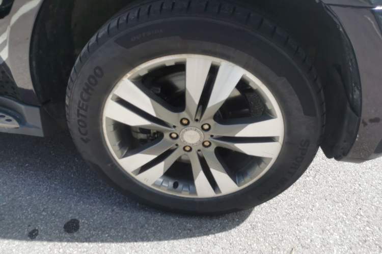 Used Mercedes-Benz GL-Class 2008 GL 450 4MATIC Classic Model Right Front Wheel Hub