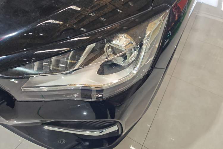 Used JETOUR X90 2020 1.6T DCT Shadow Edition 5 Seats Left Front Headlight