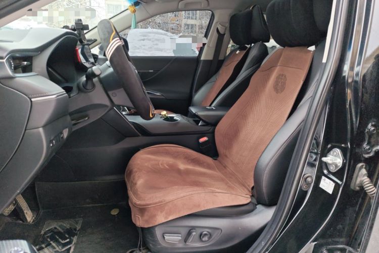 Used Toyota Venza 2024 2.0L CVT Two-Wheel Drive Prestige Edition
