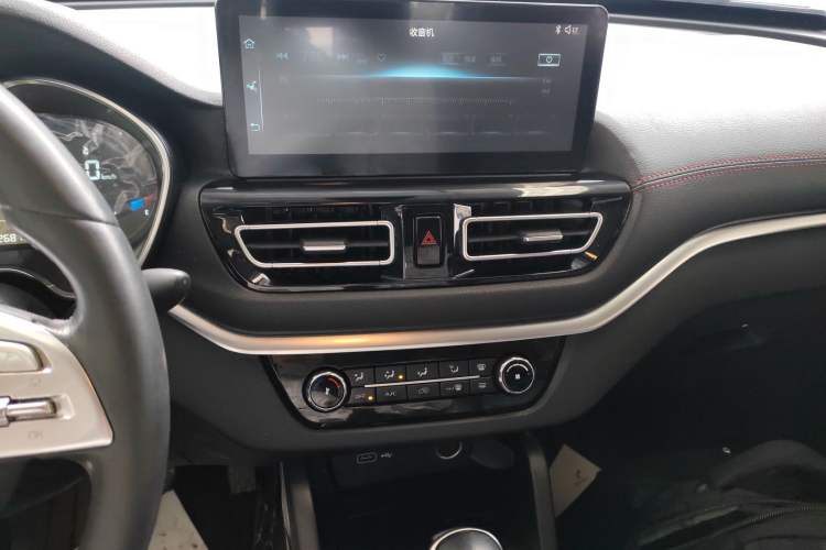 Used Bestune T33 2021 1.2T DCT Luxury Model
