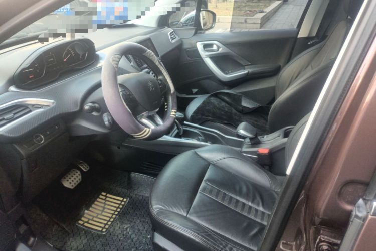 Used Peugeot 2008 2014 1.6L Automatic Excellence Edition
