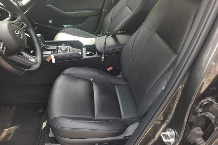 Used Mazda 3 Axela 2023 2.0L Automatic ZhiZhen Edition