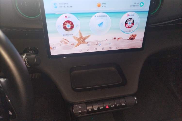 Used BYD Dolphin 2024 Honor Edition 420km Fashion Version Audio And AC Panel