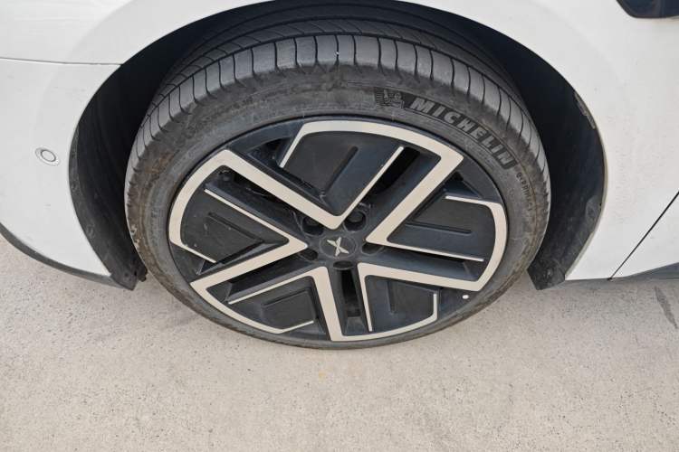 Used XPeng MONA M03 2025 600 with Ultra-Long Range Max Left Front Wheel Hub