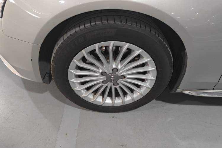 Used Audi A4L 2016 35 TFSI Automatic Comfort Model Exterior 4