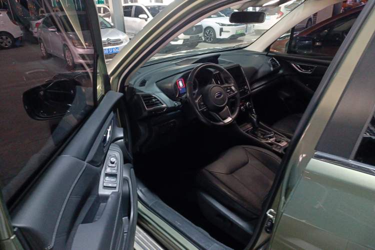 Used Subaru Forester 2019 2.0i Luxury Edition EyeSight