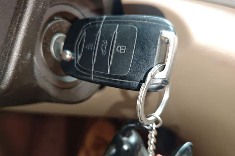 Used Baojun 730 2016 1.8L iAMT Luxury Model 7 Seats