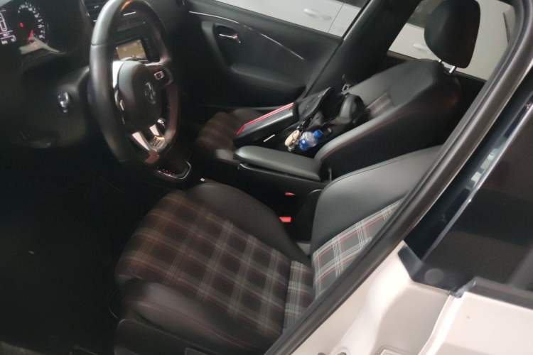 Used Volkswagen Polo 2015 1.4TSI GTI
