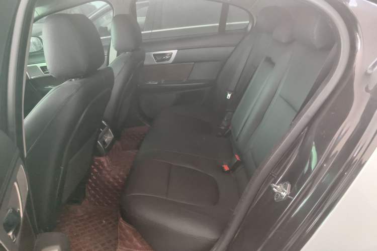 Used Jaguar XF 2014 XF 2.0T Prestige Edition
