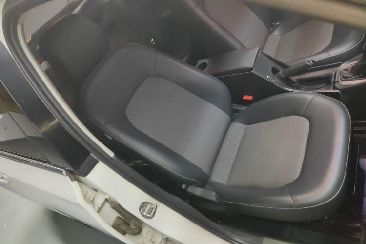 Used Volkswagen Santana 2018 1.5L Automatic Comfort Edition Right Front Seat