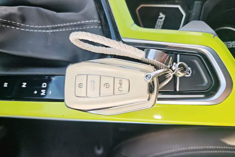 Used Geely Auto Emgrand 2022 4th Generation 1.5L CVT Luxury Model Vehicle Key