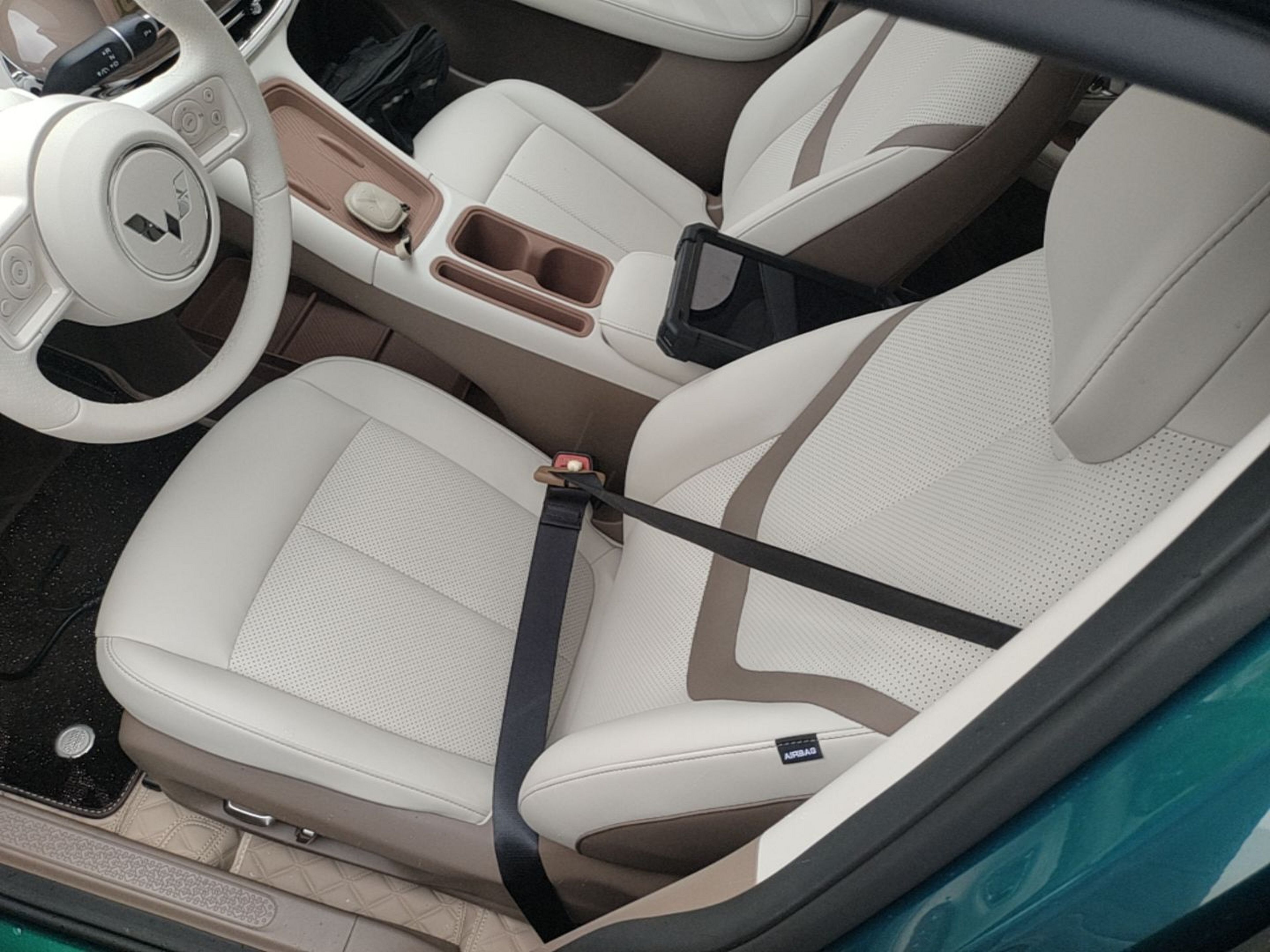 Vordere Reihe im Auto