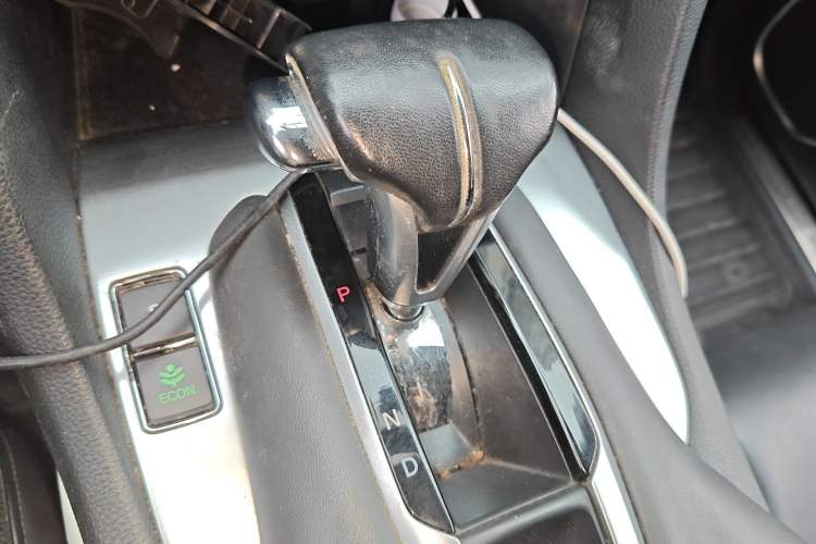 Used Honda Avancier 2017 240TURBO Two-Wheel Drive Comfort Version Gear Lever