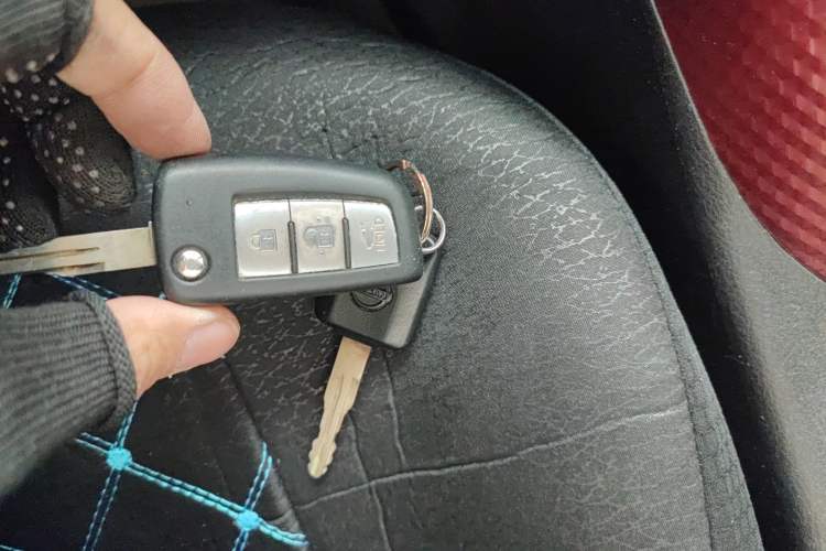 Used Nissan Lannia 2016 1.6L Manual Cool Edition Vehicle Key