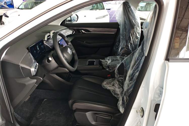 Used Dongfeng Aeolus SKY EV01 2025 530 km AIR Elite Edition
