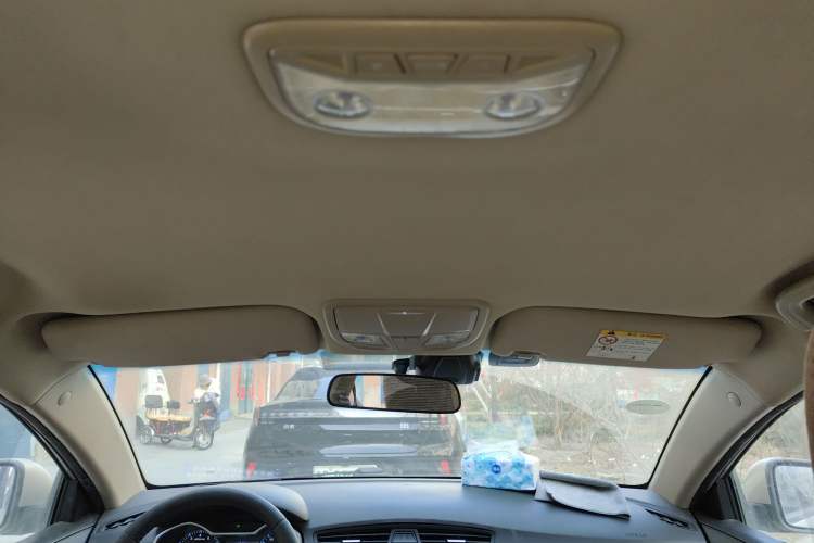 Used Geely Auto Emgrand 2017 Sedan Million Edition 1.5L Manual Luxury Model
