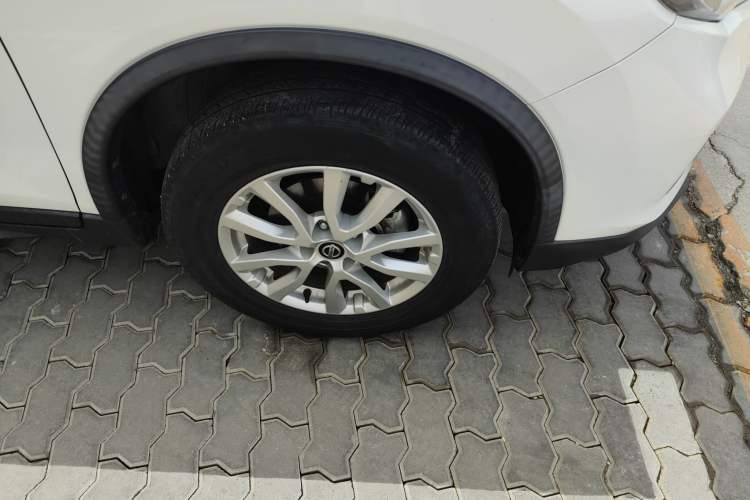 Used Nissan X-Trail 2019 2.0L CVT Smart Connect Comfort Edition 2WD
