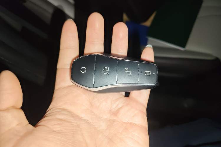 Used BYD Song PLUS New Energy 2024 Honor Edition EV 520km Flagship Model
