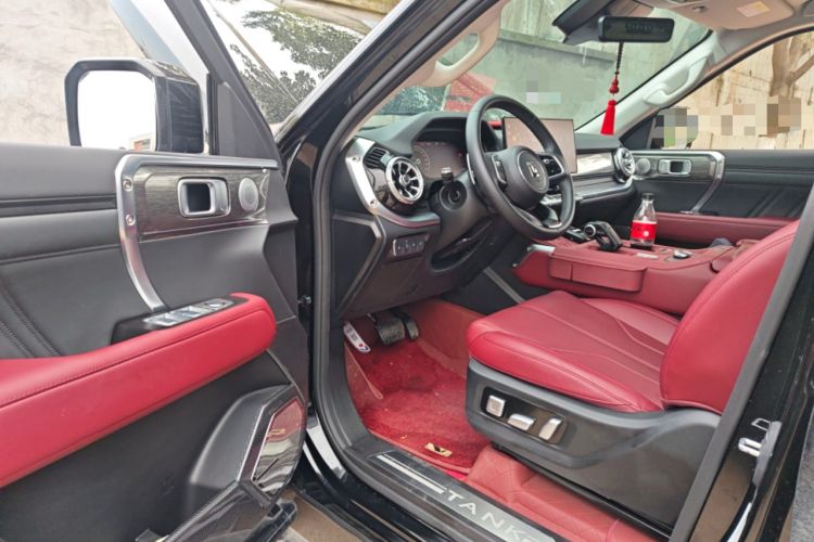 Used Tank 400 New Energy 2024 Hi4-T Off-Road Edition Driver Seat