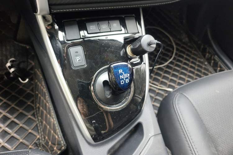 Used Toyota Levin Hybrid E+ 2019 1.8L PH GS E-CVT Elite Edition Gear Lever