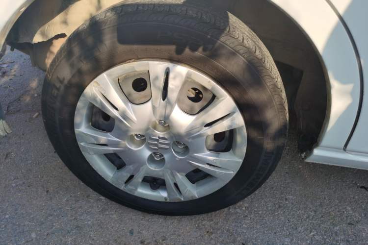 Used Everus S1 2014 1.3L Manual Comfort Edition
