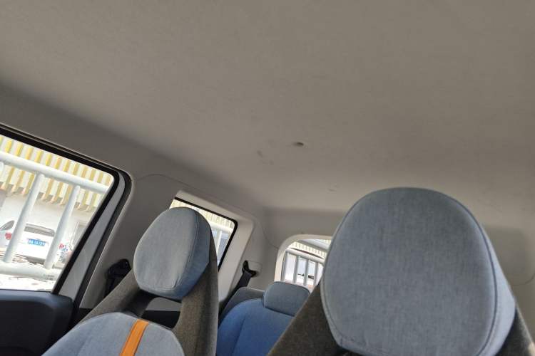 Used Geely Galaxy Panda 2024 Panda Mini 200km Endurance Bear Headliner